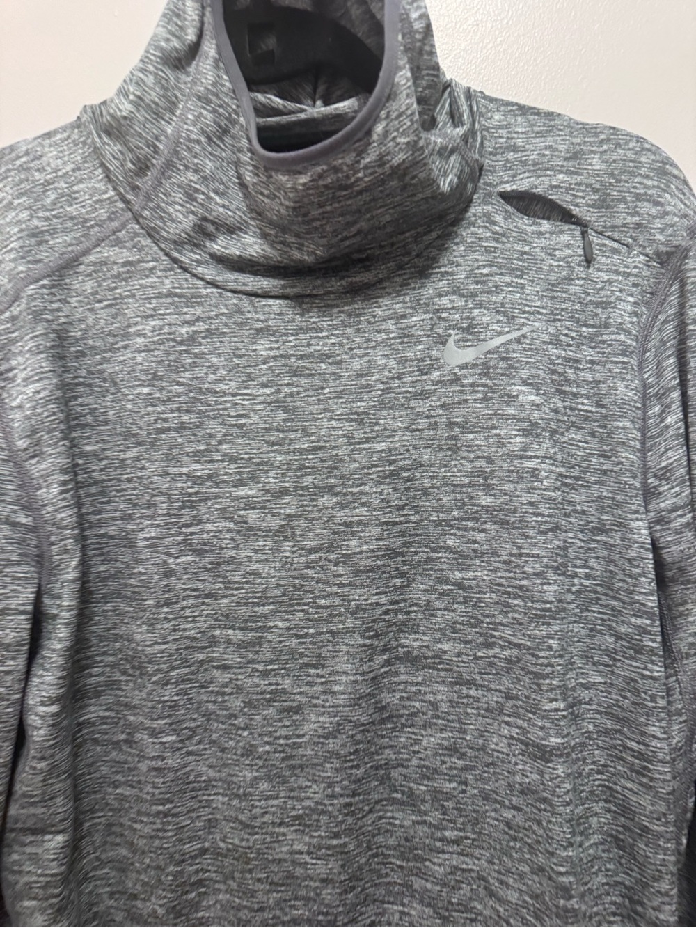 Nike Men’s Small Running Long Sleeve Hoodie Gray Heather Athletic Dri Fit Pullov - Picture 3 of 8